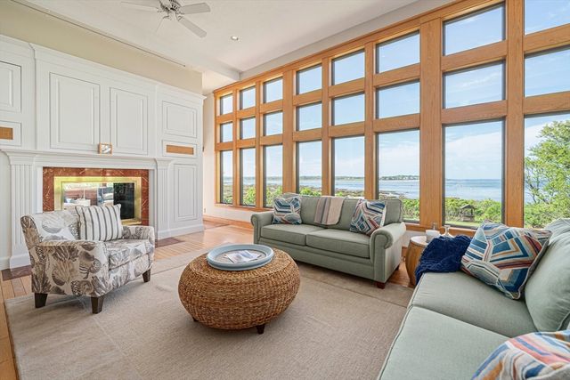1 Trouant's Island, Marshfield, MA 02050