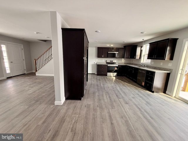 1513 SHERRY DRIVE, Chambersburg, PA 17202