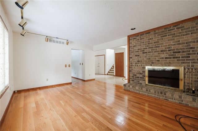 342 Shadowbrook Drive, Webster, NY 14580