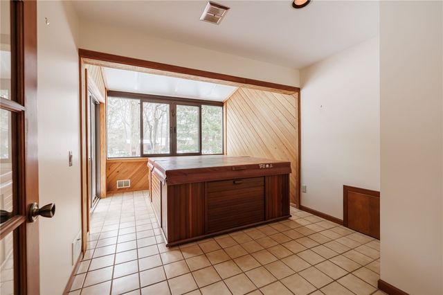 342 Shadowbrook Drive, Webster, NY 14580