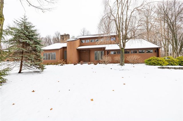 342 Shadowbrook Drive, Webster, NY 14580