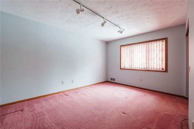 342 Shadowbrook Drive, Webster, NY 14580