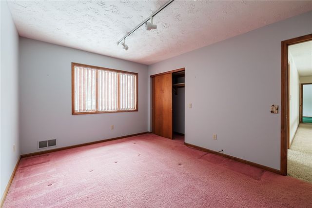 342 Shadowbrook Drive, Webster, NY 14580