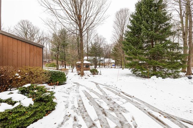 342 Shadowbrook Drive, Webster, NY 14580