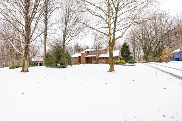 342 Shadowbrook Drive, Webster, NY 14580