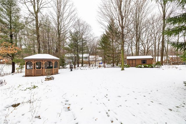 342 Shadowbrook Drive, Webster, NY 14580