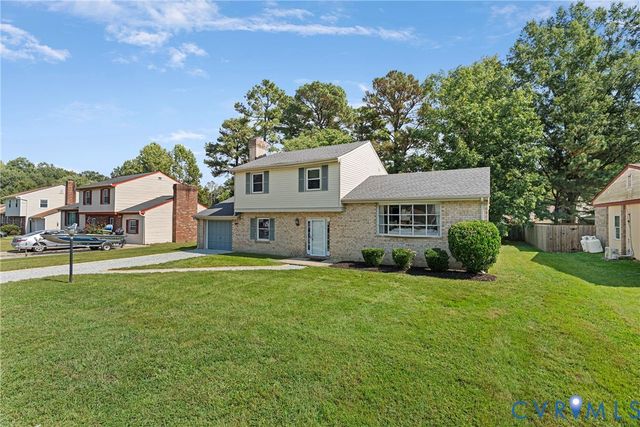 21217 Trojan Dr, South Chesterfield, VA 23803