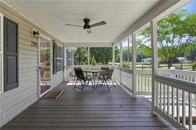 220 Fondern Drive, Hope Mills, NC 28348