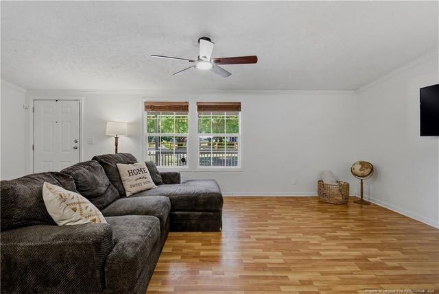 220 Fondern Drive, Hope Mills, NC 28348