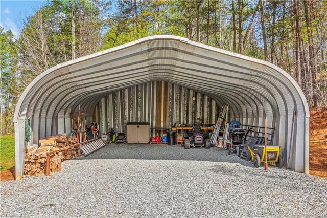 4245 Hillbilly Hollar Drive, East Bend, NC 27018
