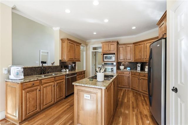 1525 Fred Chapel Lane, Kernersville, NC 27284