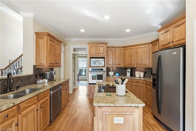 1525 Fred Chapel Lane, Kernersville, NC 27284