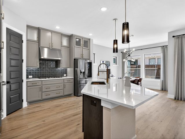 2536 Four Roses Drive, Lewisville, TX 75056