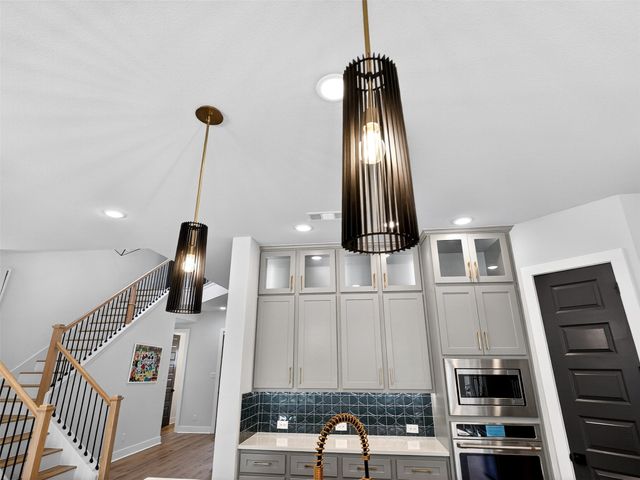 2536 Four Roses Drive, Lewisville, TX 75056