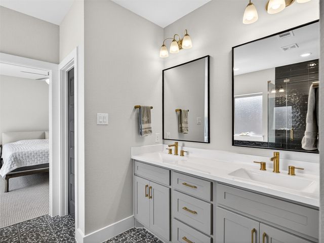 2536 Four Roses Drive, Lewisville, TX 75056