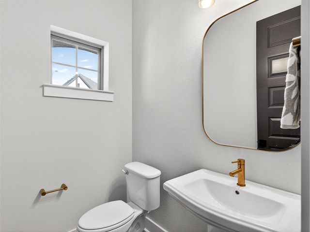 2536 Four Roses Drive, Lewisville, TX 75056