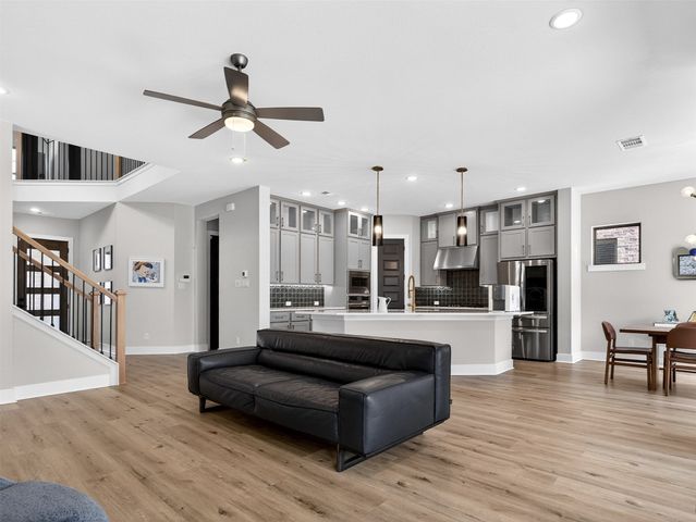 2536 Four Roses Drive, Lewisville, TX 75056