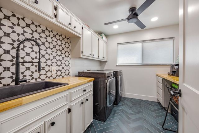 10503 Spicewood PKWY, Austin, TX 78750