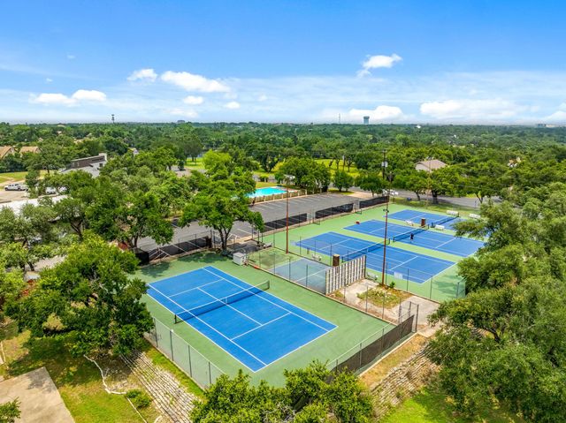 10503 Spicewood PKWY, Austin, TX 78750