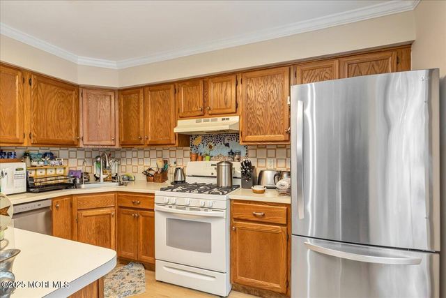 116 Joan Court, Jackson, NJ 08527