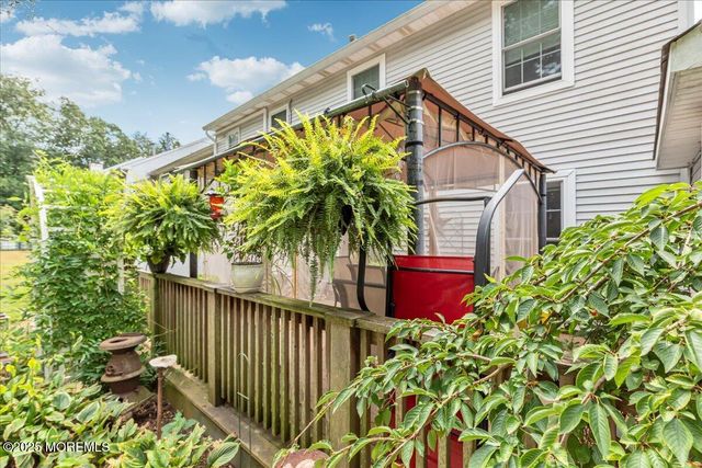 116 Joan Court, Jackson, NJ 08527