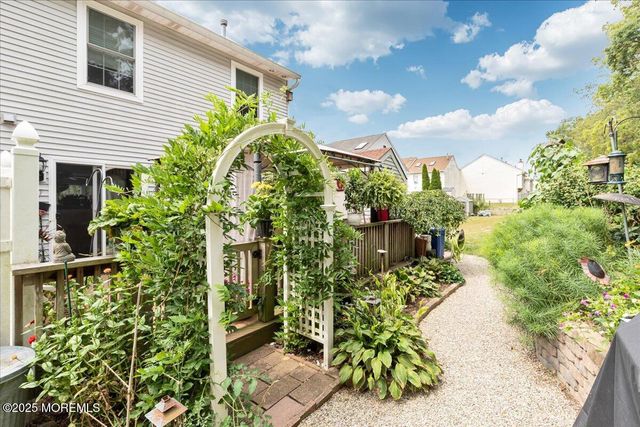 116 Joan Court, Jackson, NJ 08527