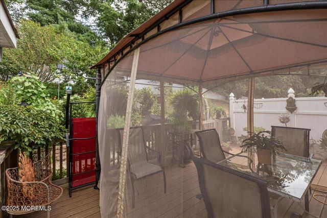 116 Joan Court, Jackson, NJ 08527