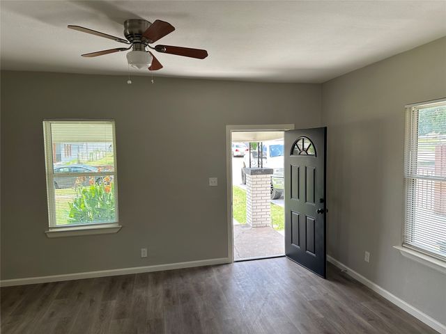 2707 McKinley, Fort Worth, TX 76164