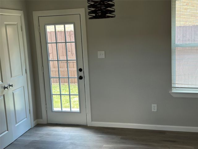 2707 McKinley, Fort Worth, TX 76164