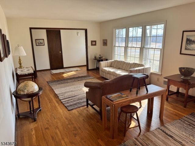 41 Shields Ave, Raritan Twp., NJ 08822