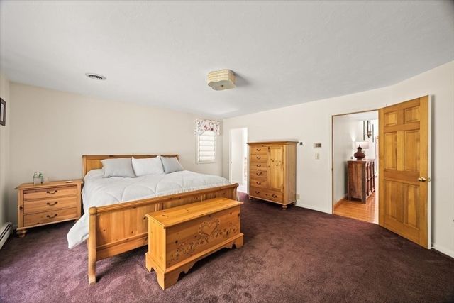 14 Fieldstone Ter, West Bridgewater, MA 02379