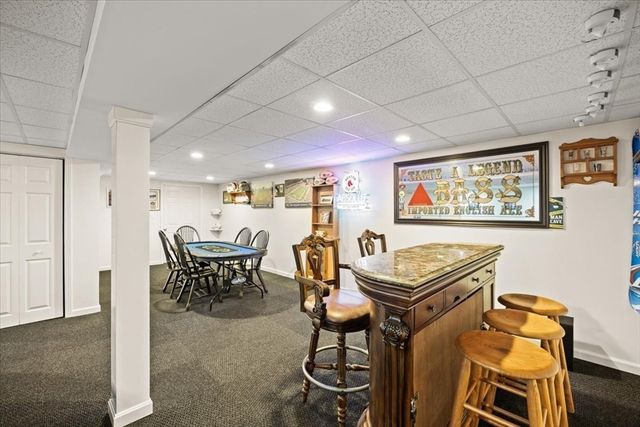 14 Fieldstone Ter, West Bridgewater, MA 02379