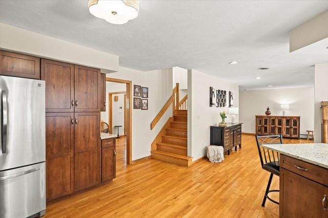 14 Fieldstone Ter, West Bridgewater, MA 02379