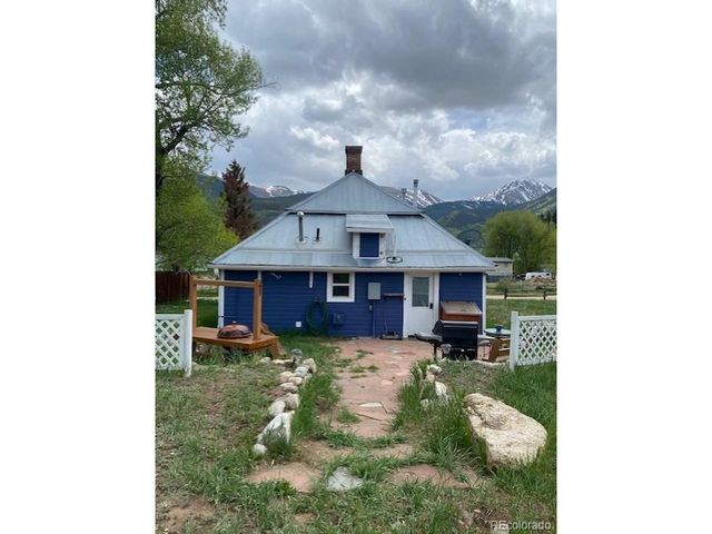 149 Lang St, Twin Lakes, CO 81251
