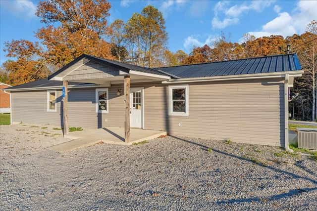 36 SR 399, Palmer, TN 37365