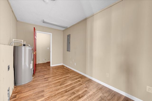 36 SR 399, Palmer, TN 37365