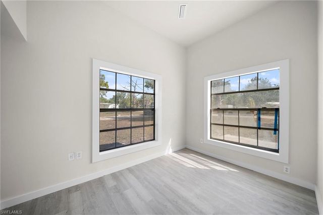 19560 Spicewood LN, Fort Myers, FL 33908