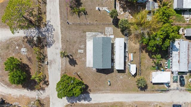 19560 Spicewood LN, Fort Myers, FL 33908