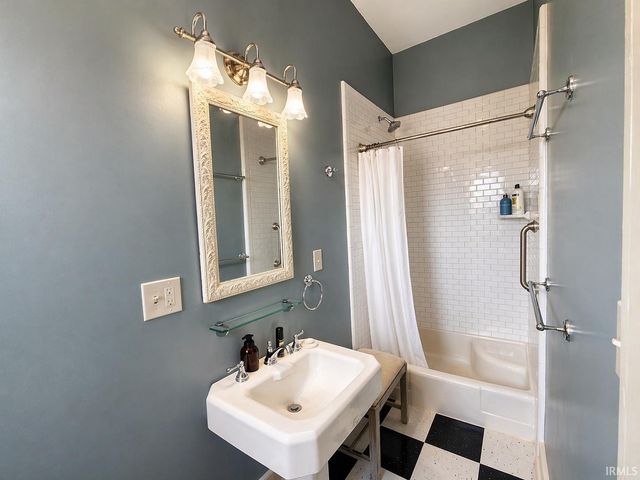 5772 County Road 11A Road, Auburn, IN 46706