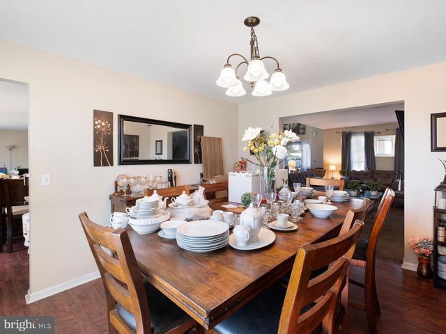 32 HILLSIDE RD, Wilmington, DE 19804