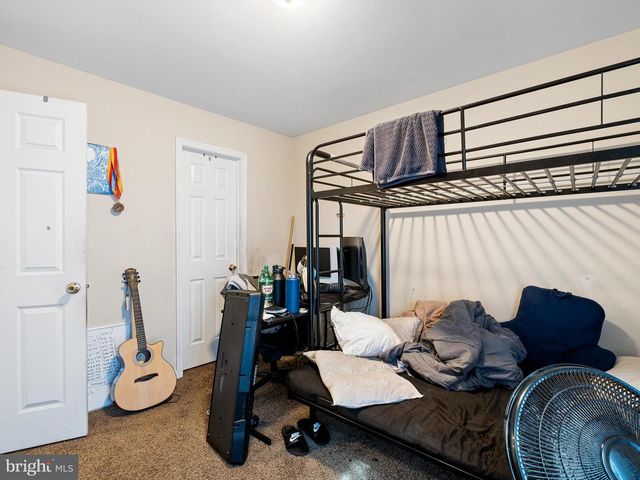 32 HILLSIDE RD, Wilmington, DE 19804