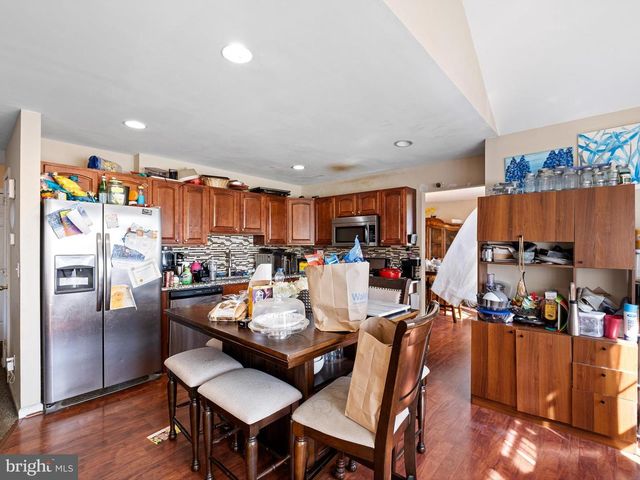 32 HILLSIDE RD, Wilmington, DE 19804