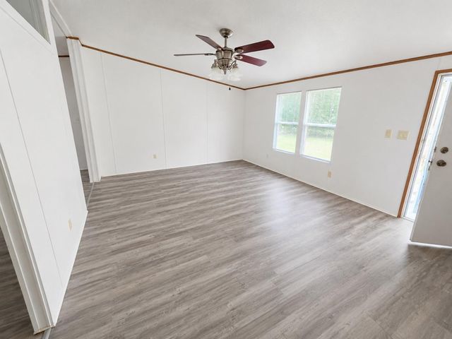 120 Acorn, Livingston, TX 77351