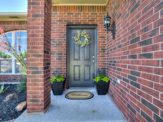 1816 Creekside Drive, Norman, OK 73071