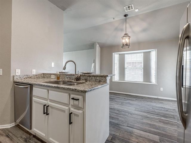 1816 Creekside Drive, Norman, OK 73071