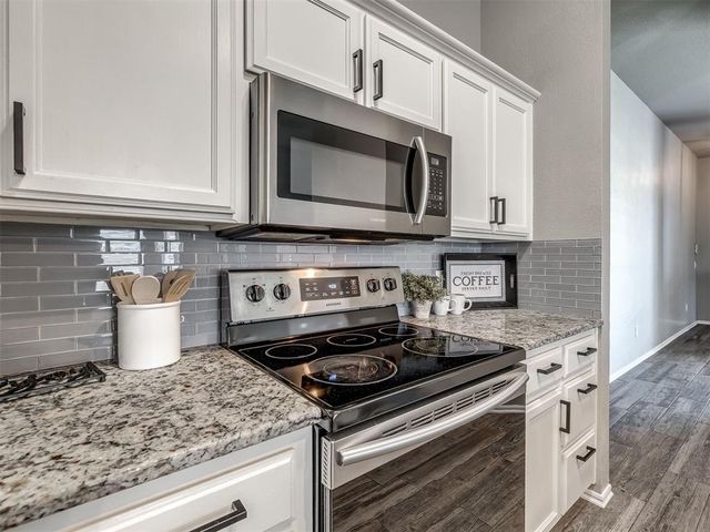 1816 Creekside Drive, Norman, OK 73071