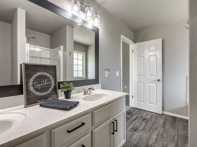 1816 Creekside Drive, Norman, OK 73071