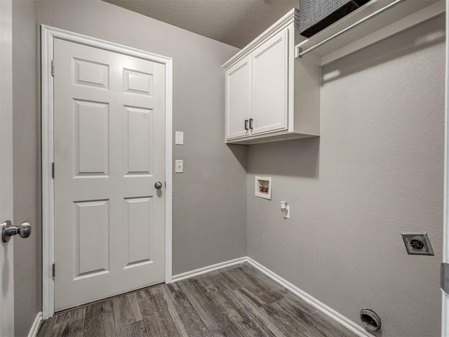 1816 Creekside Drive, Norman, OK 73071