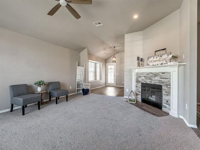 1816 Creekside Drive, Norman, OK 73071