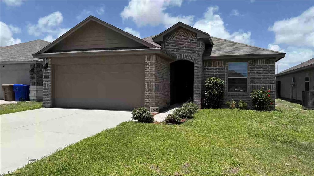 2305 Tranquil, Corpus Christi, TX 78418 — photo 2